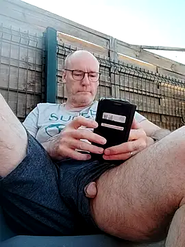 bogland33 online show from July 4, 7:48 am
