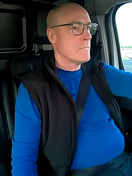 bogland33 online show from March 24, 5:35 pm