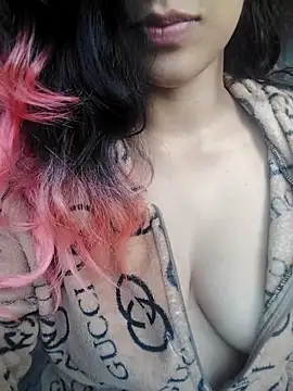 maye dan online show from April 15, 2:43 pm