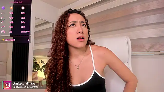 miss catalinaa online show from March 6, 12:00 pm