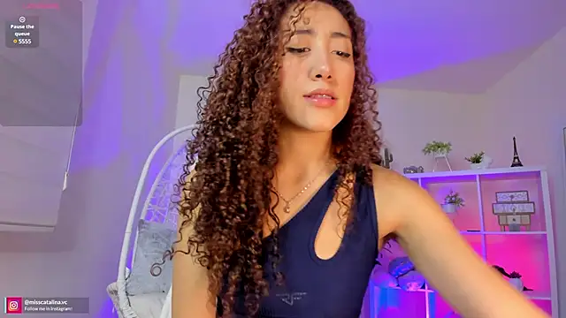 miss catalinaa online show from March 20, 12:43 pm