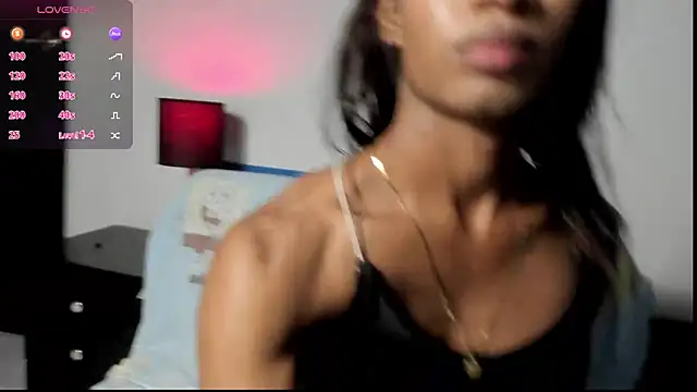 alejandrasxx online show from February 25, 4:35 pm