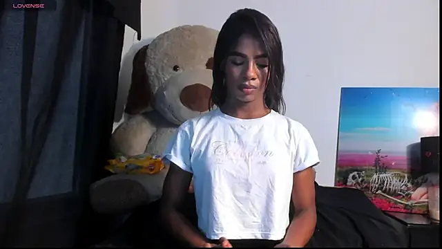 alejandrasxx online show from March 17, 4:22 pm