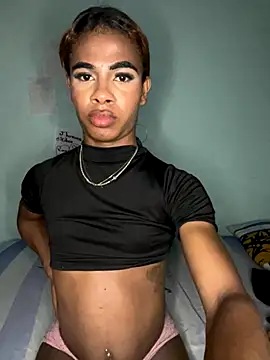 alejandrasxx online show from October 2, 4:05 am