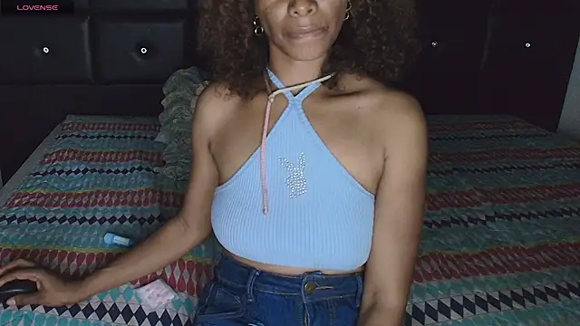 SashaBrianna99 online show from October 12, 5:20 am