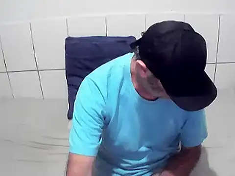Snapshot of pierdona chatting on July 18, 7:44 pm pierdona online show from July 18, 7:44 pm