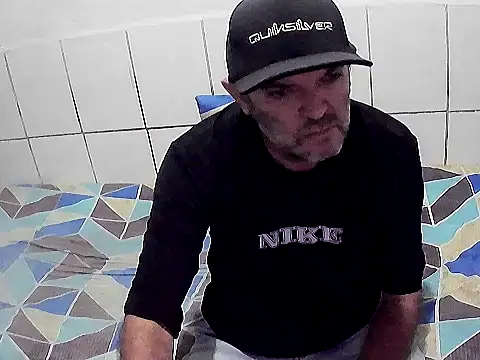 pierdona online show from November 4, 7:50 pm