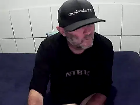 pierdona online show from December 17, 8:14 pm