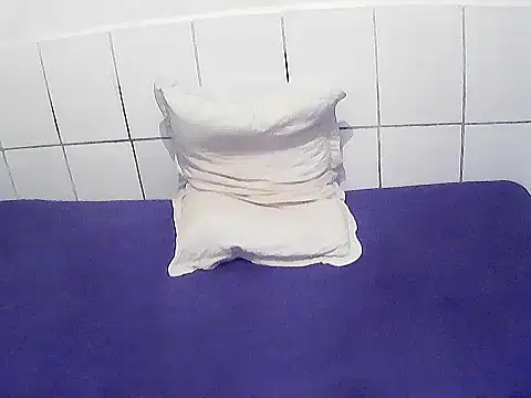 pierdona online show from February 11, 8:31 pm