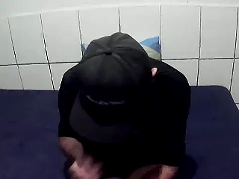 pierdona online show from December 16, 8:35 pm