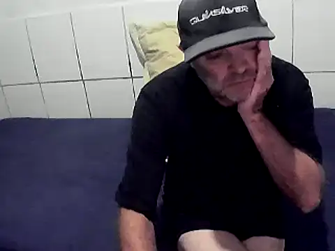 pierdona online show from April 14, 7:52 pm