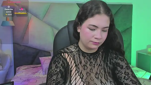 KarenPautt online show from May 21, 11:46 pm