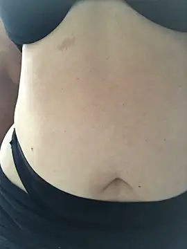 ahross online show from April 1, 6:16 pm