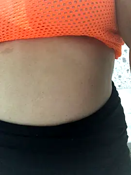 ahross online show from November 4, 9:24 am