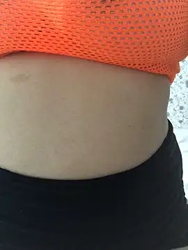 ahross online show from October 6, 10:38 am