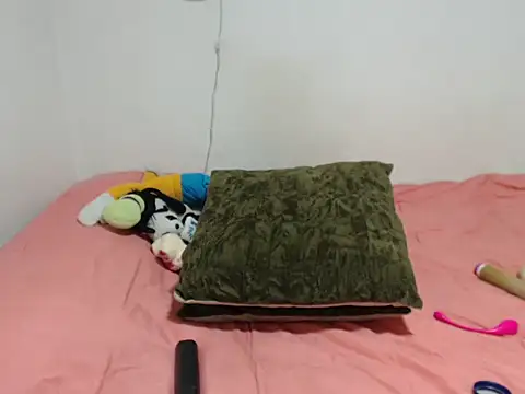 carolina linarez69 online show from September 14, 7:25 pm