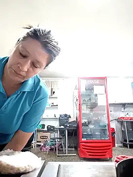 carolina linarez69 online show from May 28, 4:57 pm