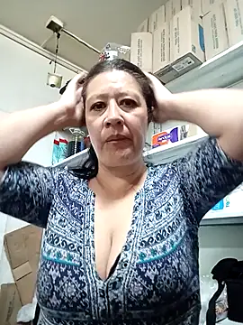 carolina linarez69 online show from April 30, 6:48 pm
