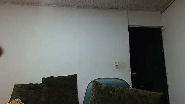 carolina linarez69 online show from March 8, 12:49 am