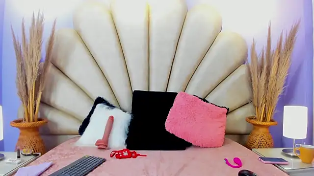 Anna  Spencer online show from February 21, 2:46 am