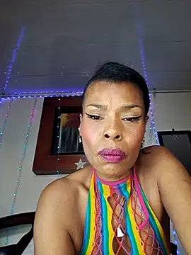 megan-fox12 online show from February 13, 5:46 pm