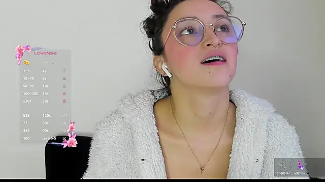 Snapshot of its__angelica_ chatting on September 30, 7:09 pm its angelica online show from September 30, 7:09 pm