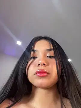 AuroraFiore online show from February 27, 3:18 am