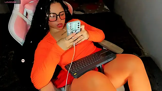 MimiRodriguez online show from March 12, 10:17 pm