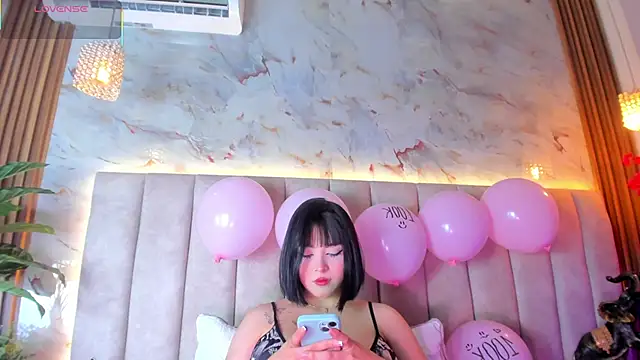 Doyeon Dae online show from April 2, 2:52 am