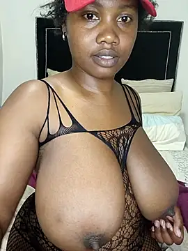 Snapshot of contagiousqueen chatting on February 6, 9:22 pm contagiousqueen online show from February 6, 9:22 pm