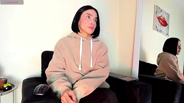 victoria  lace  online show from February 27, 12:55 am