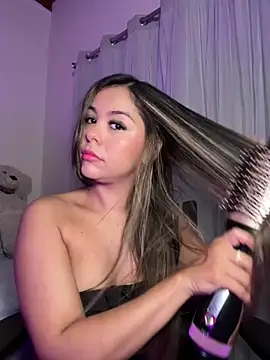 tuckersabrina online show from February 19, 11:36 pm