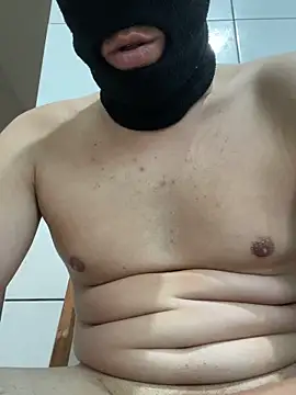 Snapshot of H_minas250 chatting on April 7, 12:18 pm H minas250 online show from April 7, 12:18 pm