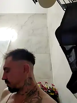 Snapshot of HungJonny99 chatting on November 2, 11:15 am HungJonny99 online show from November 2, 11:15 am