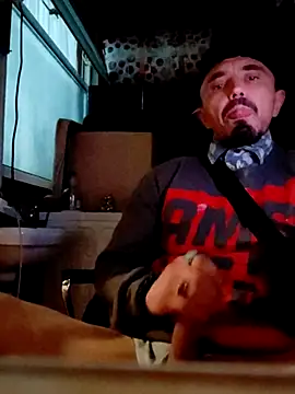 Snapshot of HungJonny99 chatting on October 21, 2:00 am HungJonny99 online show from October 21, 2:00 am