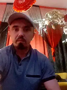 Snapshot of HungJonny99 chatting on March 2, 8:46 pm HungJonny99 online show from March 2, 8:46 pm