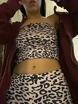kittyprettybby online show from May 23, 3:55 pm