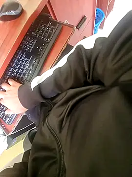 Snapshot of Chrissex7 chatting on November 7, 3:27 pm Chrissex7 online show from November 7, 3:27 pm