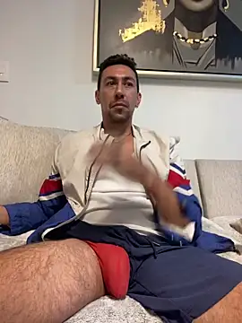 Snapshot of dantedesirexx chatting on December 18, 12:27 am dantedesirexx online show from December 18, 12:27 am