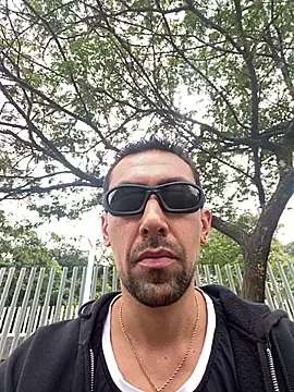 Snapshot of dantedesirexx chatting on January 15, 6:00 pm dantedesirexx online show from January 15, 6:00 pm