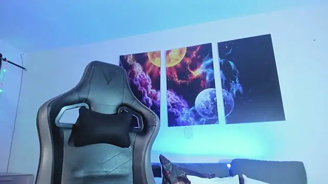 Lazy Blake online show from March 18, 7:33 am