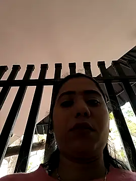 Snapshot of Rihana_Baby chatting on December 5, 5:32 am Rihana Baby online show from December 5, 5:32 am