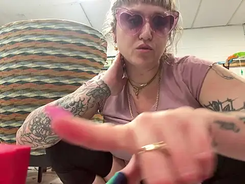 Babette xox online show from March 26, 12:31 am