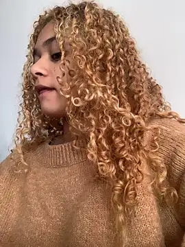 gaby jin online show from December 4, 11:57 am