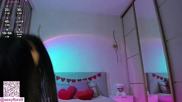 Snapshot of flora_off chatting on February 11, 12:36 pm flora off online show from February 11, 12:36 pm