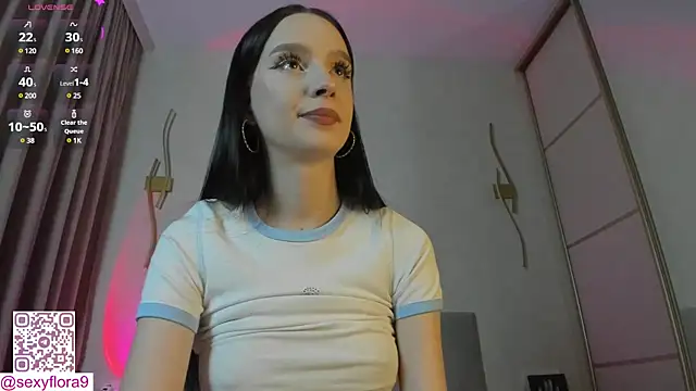 Snapshot of flora_off chatting on February 6, 9:43 am flora off online show from February 6, 9:43 am