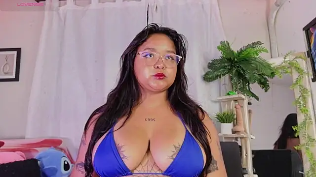 alaia 03 online show from June 5, 4:28 am