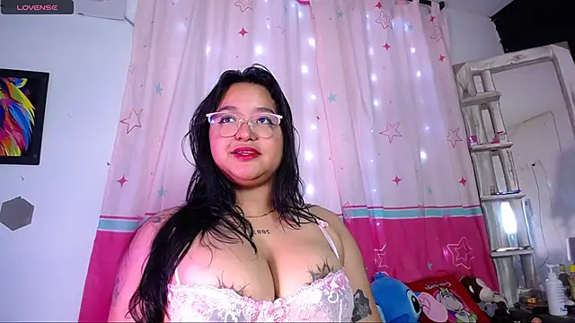 alaia 03 online show from March 29, 3:46 pm