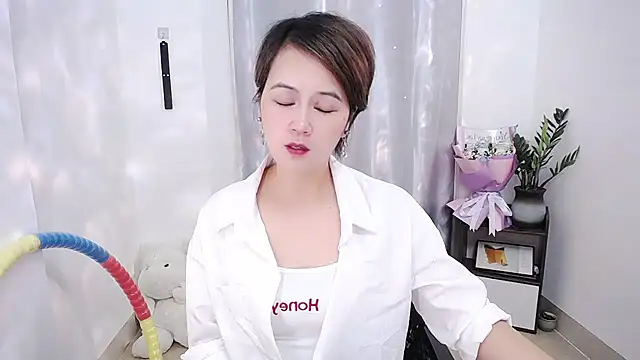 Fan ting online show from March 10, 7:55 am