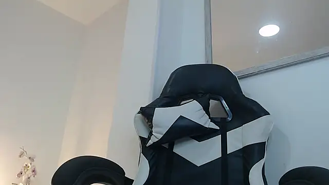 evelin leroy online show from October 27, 12:06 pm